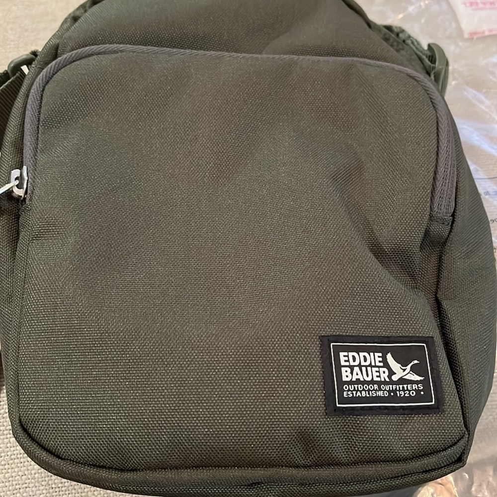 Eddie Bauer Spruce Jasper Crossbody Bag/NWT - Picture 3 of 10